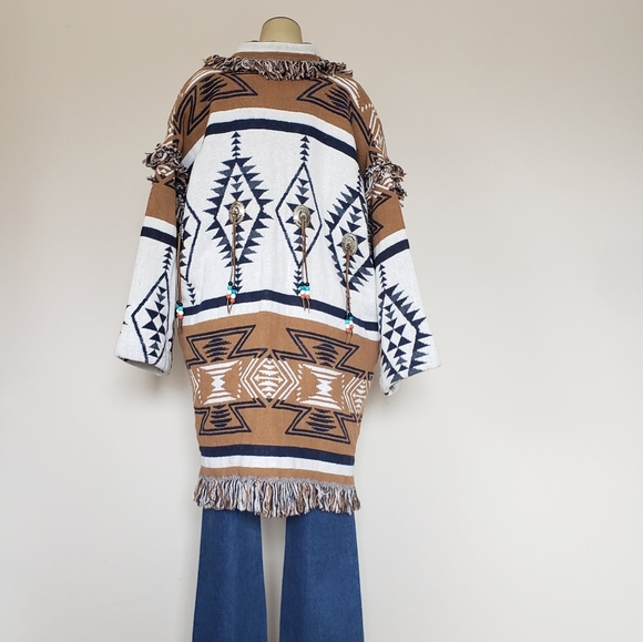 Southwestern Woven Blanket Coat - Picture 6 of 14